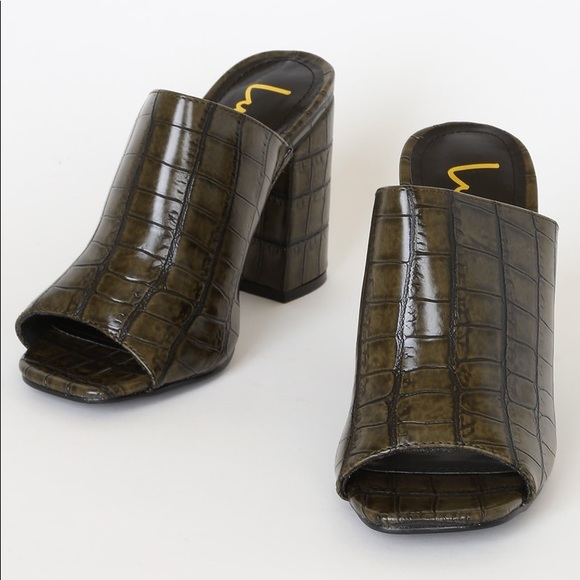 Brand New Lulu’s Peep Toed Mules - Green Croc - Picture 2 of 2